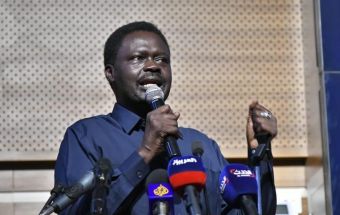 مني اركو مناوي