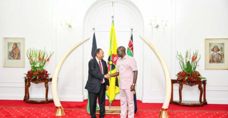 حمدوك-والرئيس-الكيني-وليام-روتو