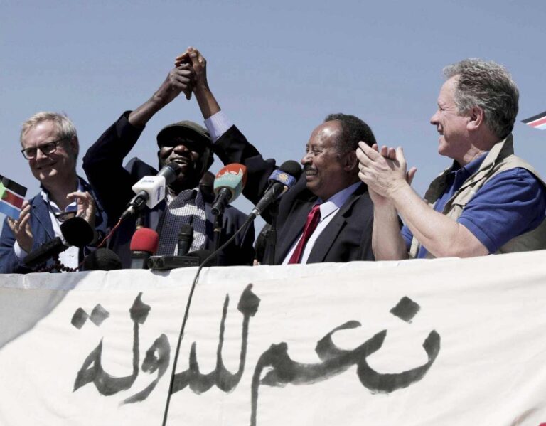 حمدوك والحلو