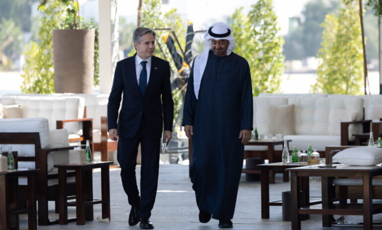 بلينكن وبن زايد