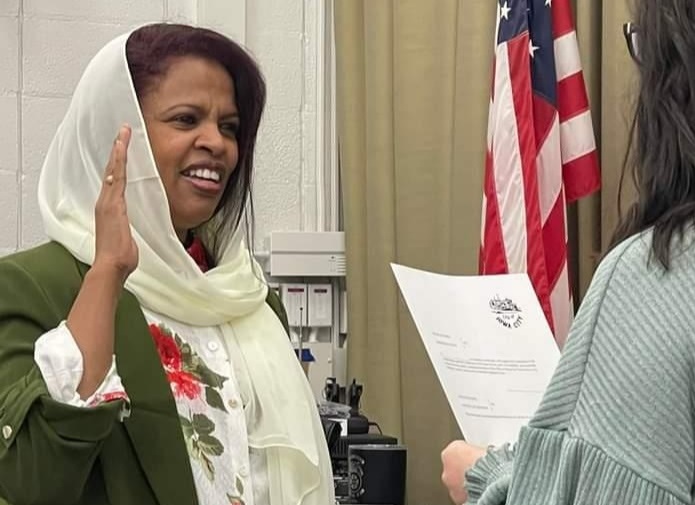 سودانية عمدة