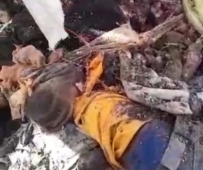 دقصف الطيران للمواطنين في سوق ليبيا