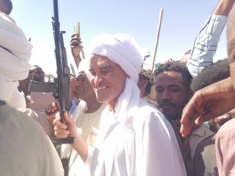 قيادات تتطالب