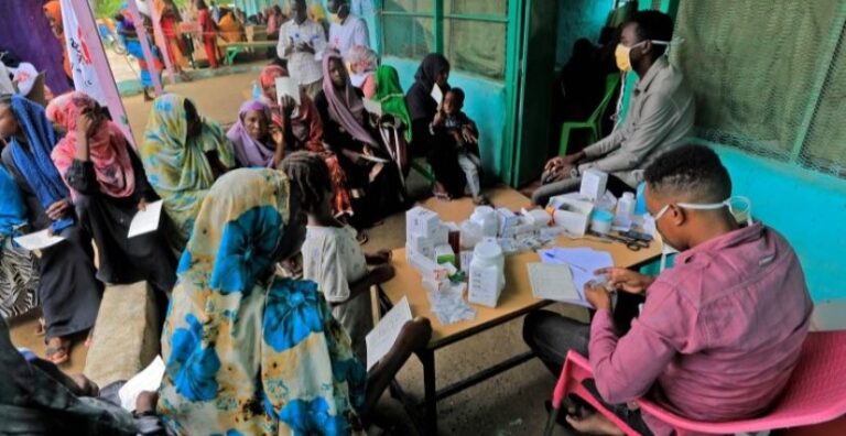 متطوعون - نازحون