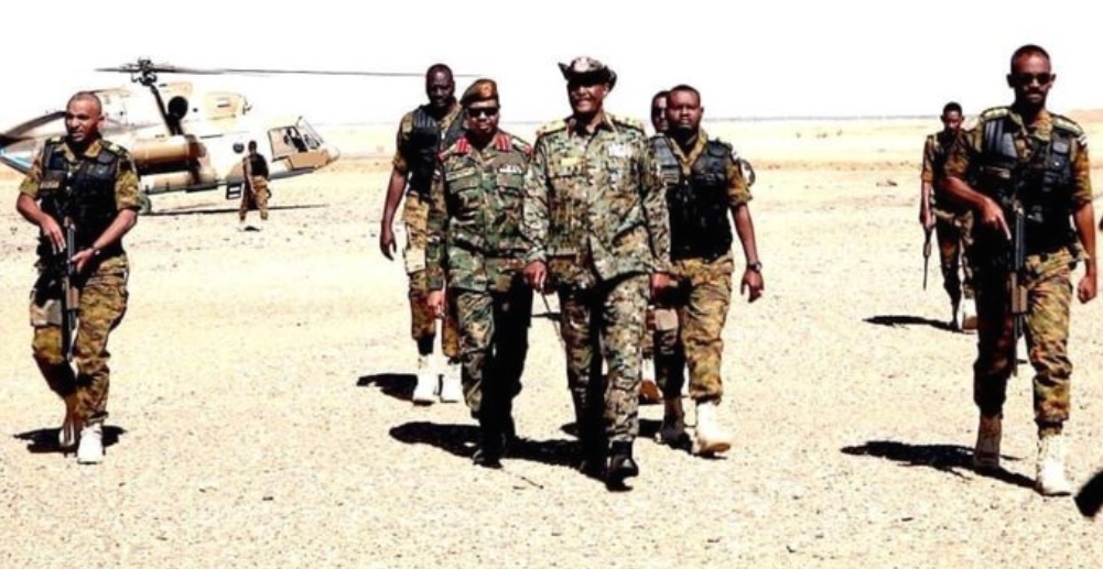 البرهان في المطار