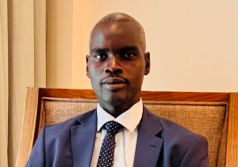 الأستاذ محمد كاس