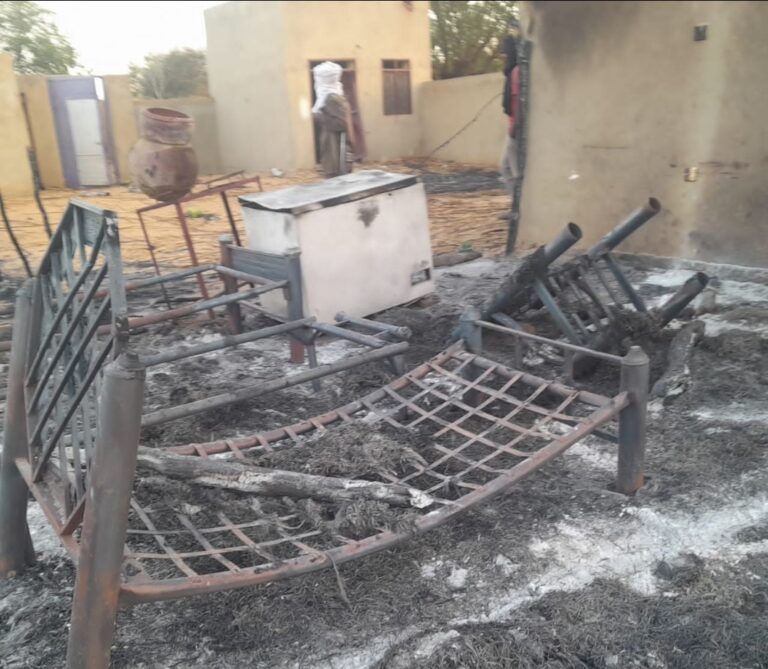 قصف طيران الجيش الضعين