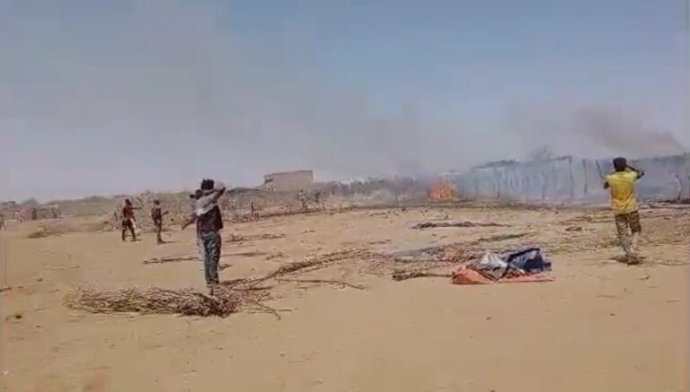 قصف الطيران مدينة المجلد