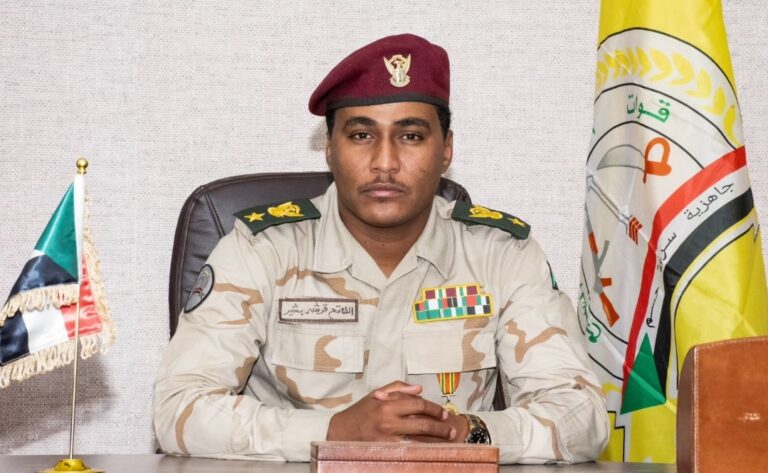 المقدم الفاتح قرشي – الناطق الرسمي بإسم قوات الدعم السريع .