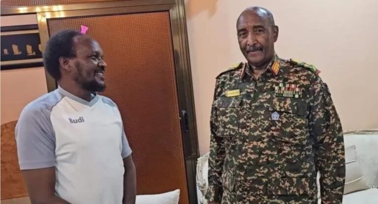 البرهان وكتائب النظام السابق