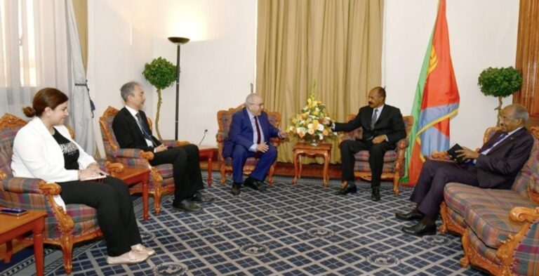 الرئيس الإريتري ورمطان العمامرة