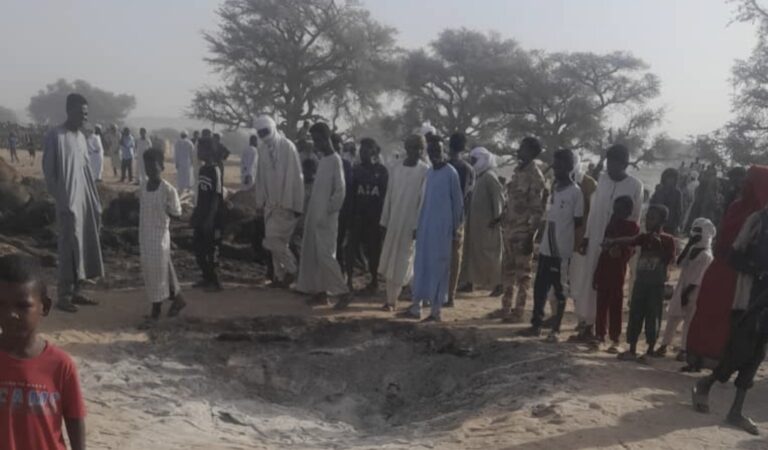 قصف الطيران مليط