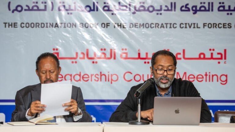 تقدم سلك وحمدوك