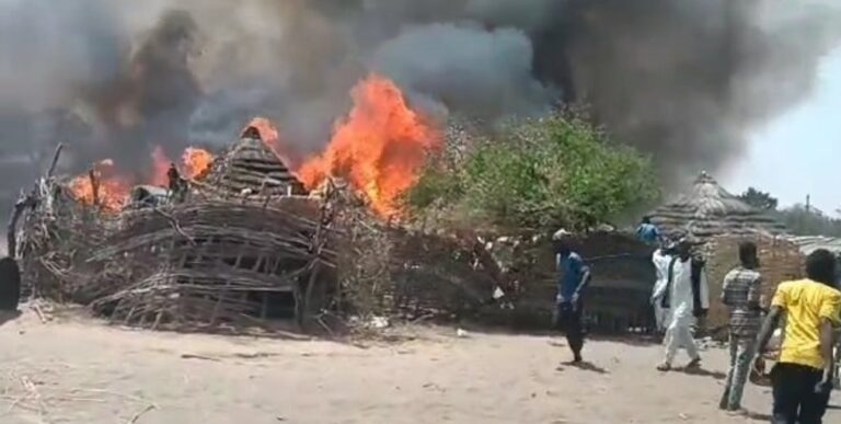 حريق الفاشر وأم دافوق