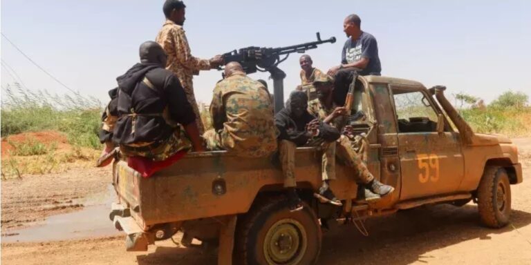 الجيش والجياشة