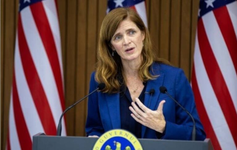 سمانثا باور.