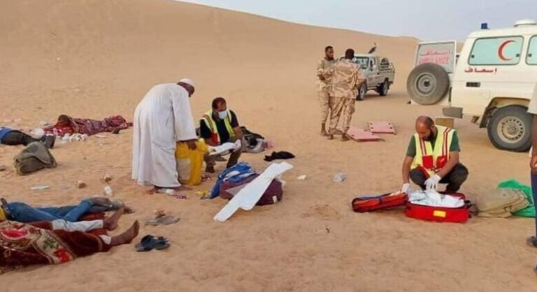 حادث-مروري-صحراء-920x425-1-780x425