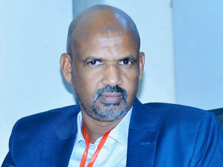 الاستاذ محمد إدريس