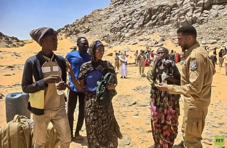 إنقاذ 90 سودانياً من الموت عطشاً في عمق الصحراء الليبية