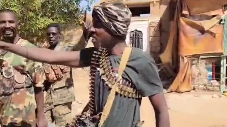 العمل الخاص