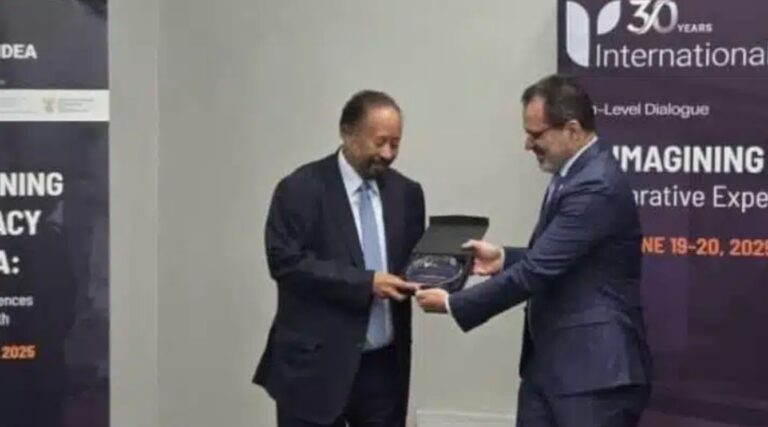 تكريم حمجدوك