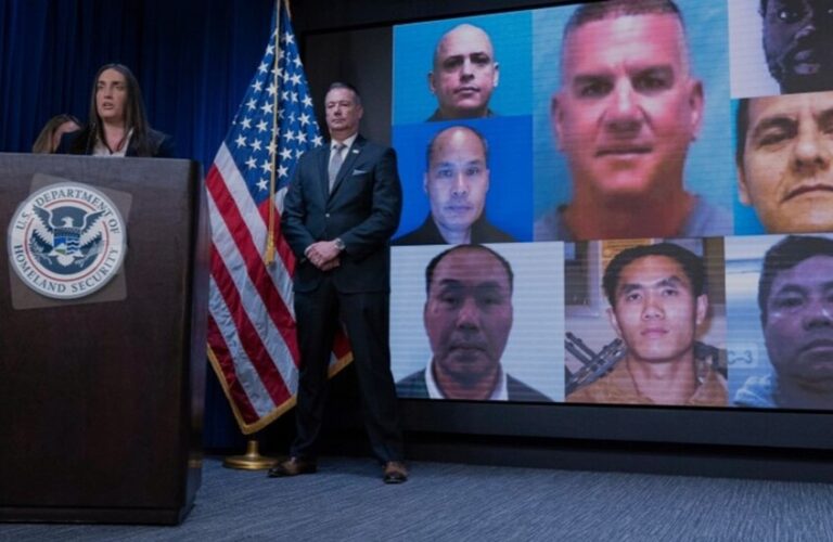 المرحلين من امريكا