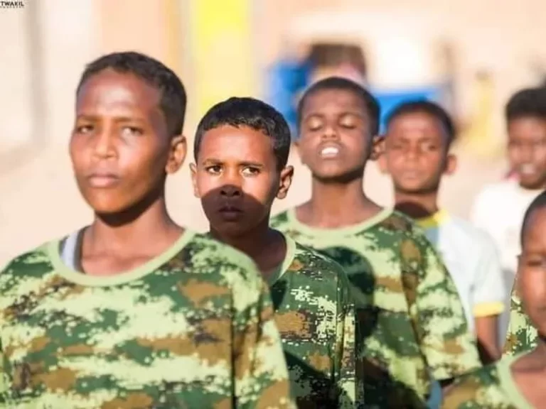 تجنيد الاطفال