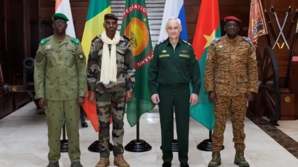 روسيا توقع مع بلدان الساحل مذكرة تفاهم دفاعية