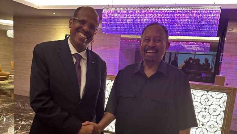 حمدوك والافريقي