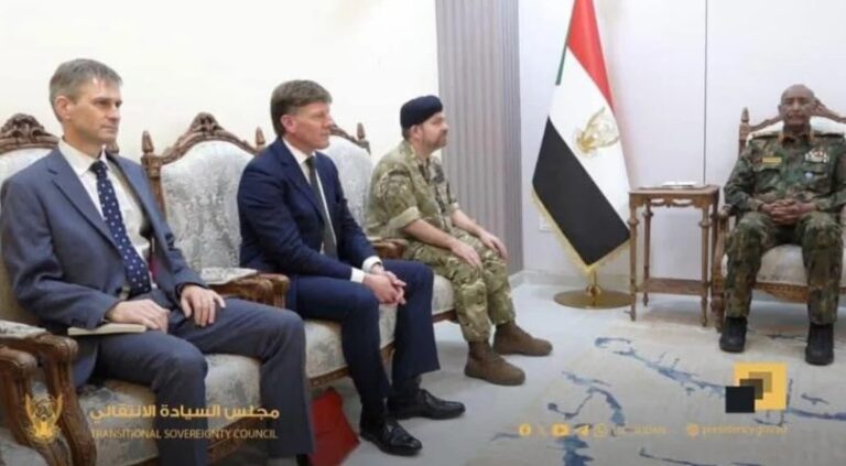 وفد بريطاني