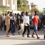 حملات ملاحقة الأجانب في ليبيا تربك الأسواق وتكشف هشاشة الاقتصاد الليبي واعتماده العميق على العمالة الوافدة