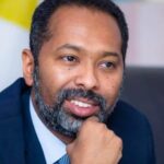 خالد عمر يفتح ملف «الكيميائي» ويضع البرهان أمام أسئلة المساءلة